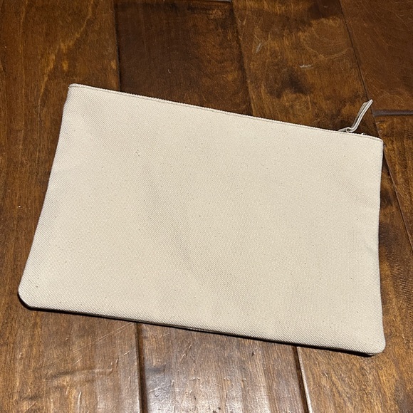 Rare Clare V OUI clutch - Picture 8 of 8